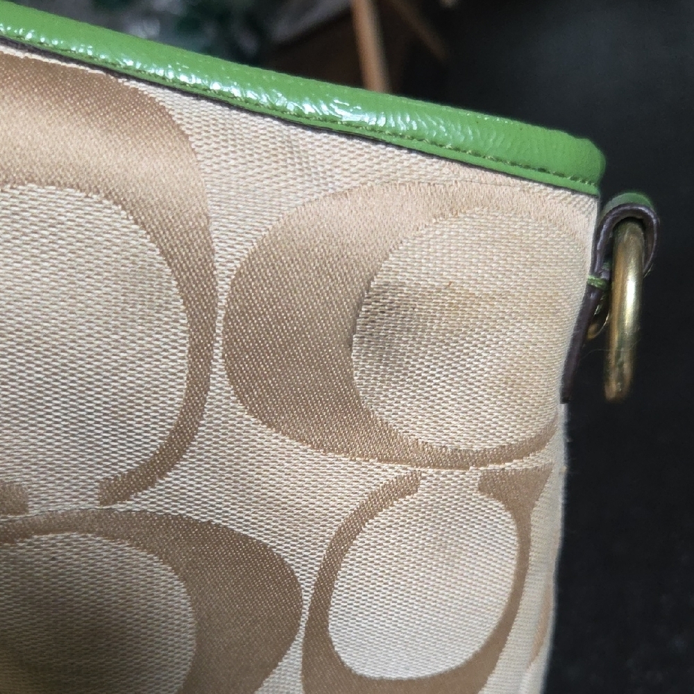 Coach Beige Signature Satchel with Green Trim - Picture 13 of 16